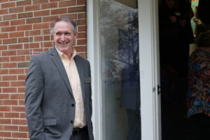 CROSSROADS ROB BASLER SMILE